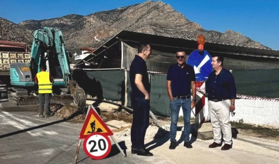 Ολοκληρώθηκε η αποκατάσταση παλαιωμένου δικτύου ύδρευσης στον δρόμο της Άκοβας 