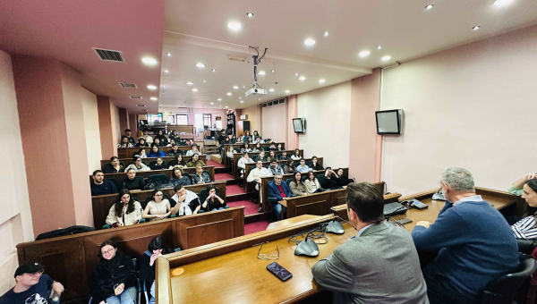 Άργος: Την πόλη του Άργους επισκέφθηκαν 75 προπτυχιακοί φοιτητές της Πολυτεχνικής Σχολής του Πανεπιστημίου Πατρών 