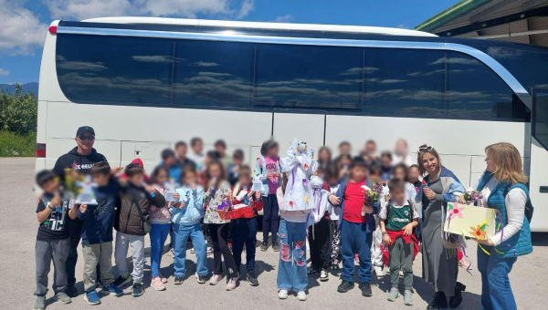 Αναβίωση του εθίμου «Τα κάλαντα του Λαζάρου» από το Δημοτικό Σχολείο και το Νηπιαγωγείο Φιχτίου